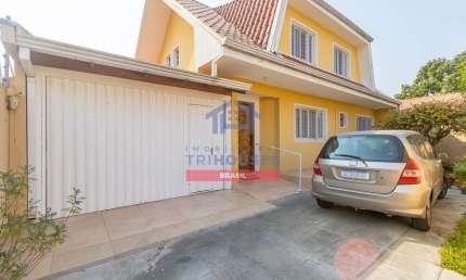 Maravilhoso duplex semi mobiliado medindo 183m2, em condomínio, com 4 quartos sendo uma suíte e clo