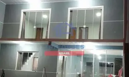 Oportunidade!Sobrado 2 dormitórios, não é averbado, mais o preço acessível à venda no bairro Fazend