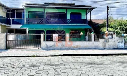 SOBRADO no JARDIM IRIRIÚ com 6 quartos para VENDA, 0 m²