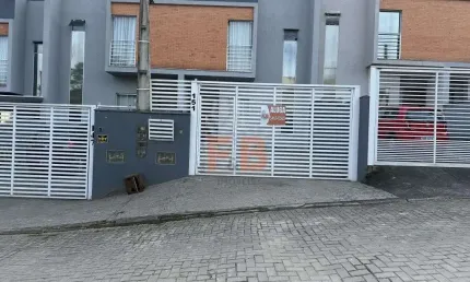 SOBRADO GEMINADO no BOM RETIRO com 3 quartos para LOCAÇÃO, 100 m²
