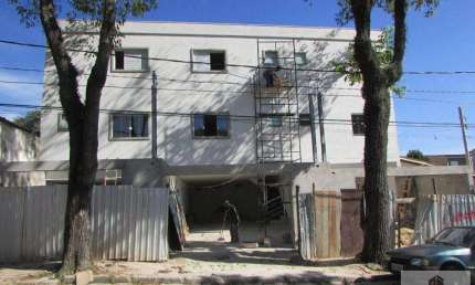 Sobrado para Venda em Santo André, Vila Vitória, 2 dormitórios, 2 suítes, 2 banheiros, 4 vagas