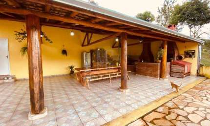 Chacara com 24.200 m² - 3 Doms sendo 1 Suíte - Monteiro Lobato