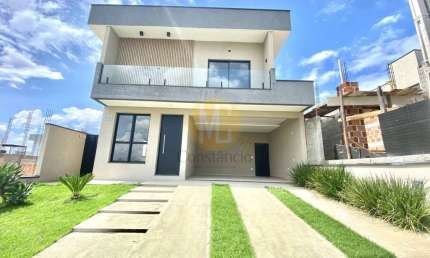 Casa 3 Dormitórios sendo 1 Suíte - 180 m² - Cond Malibu Caçapava