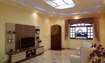 Sobrado 3 Dormitórios sendo 1 Suíte - 205 m² - 2 Vagas - Bosque dos Ypes