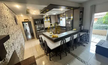 Casa com 7 quartos à venda na Avenida José César de Souza, Jardim Terras do Sul, São José dos Campos