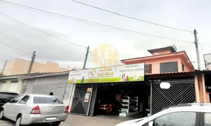 Venda - Casa Assobradada 4 quartos+ Ponto Comercial - Jardim Uirá R$620.000