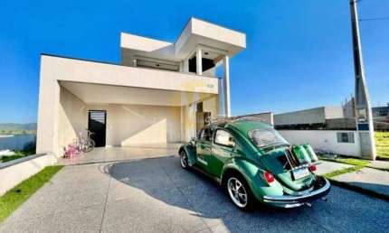Casa à venda - 3 suítes -  condomínio Malibu - R$1.179.000,00