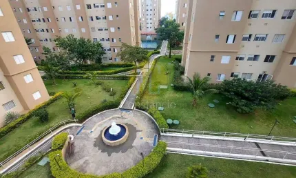 Apartamento - Jardim Ismênia - Condomínio  Max clube - 2 Dormitórios - 47m²