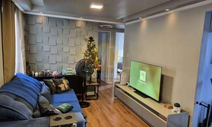 Residencial Esther no  Floradas de São José com 3 dorms e 1 suite.