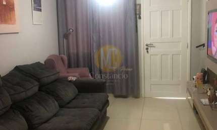 CASA COM 2 QUARTOS, 1 BANHEIRO E LAVABO NO CONDOMÍNIO CAMPO BELO!