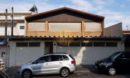 Sobrado com 4 dormitórios à venda, 304 m² - Parque Martim Cecerê