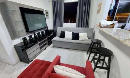 BOM APARTAMENTO BEM AREJADO, SOL DA MANHÃ, ÔNIBUS, PADARIA E MERCADO PRÓXIMOS! ACESSO RÁPIDO PARA O CENTRO