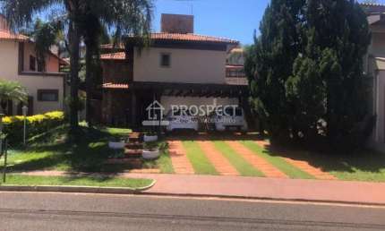 Casa Residencial Estação Primavera | 4 dormitórios | 4 vagas