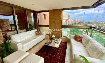 Luxuoso apartamento na Fiusa | 4 suítes | 5 vagas paralelas