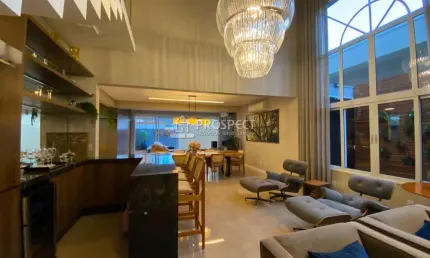 Casa de 4 Suítes com Cozinha Integrada e Acabamento Premium!