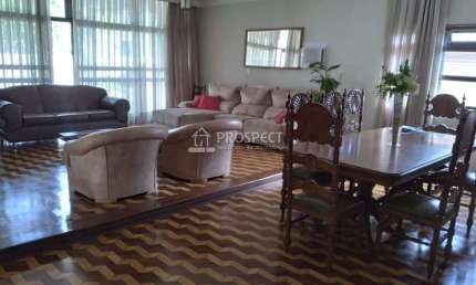 Casa no Jardim Sumaré com 6 dormitórios, sendo 2 suítes