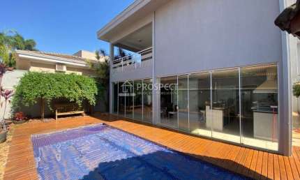 Casa 2 Pavimentos Condomínio ST Gerard | 3 Suítes | Piscina