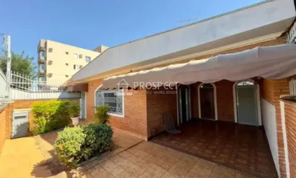 Bela Casa no Jardim Paulista | 3 dormitórios ( 1 suíte)