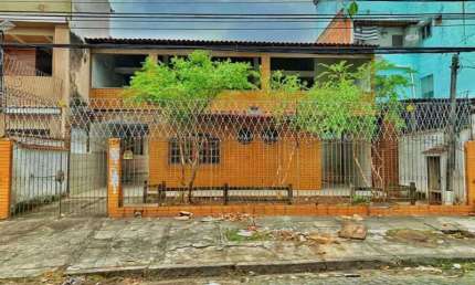 Casa com 4 quartos à venda na Rua Ícaro, Curicica, Rio de Janeiro, 365 m2 por R$ 664.000