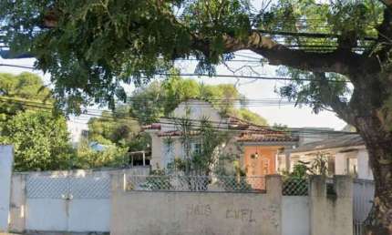 Casa com 2 quartos à venda na Rua Baronesa, Praça Seca, Rio de Janeiro, 217 m2 por R$ 379.000
