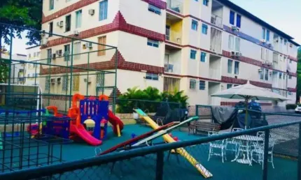Apartamento com 2 quartos à venda na Rua Professor Henrique Costa, Pechincha, Rio de Janeiro, 50 m2 por R$ 185.000