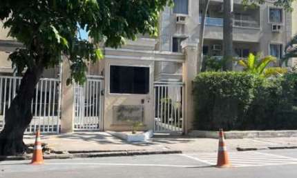 Cobertura com 3 quartos à venda na Rua Barão, Praça Seca, Rio de Janeiro, 137 m2 por R$ 370.000