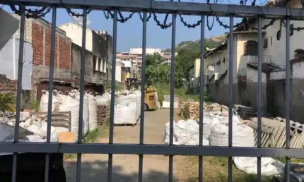 Terreno à venda na Estrada Meringuava, Taquara, Rio de Janeiro, 1076 m2 por R$ 1.199.000