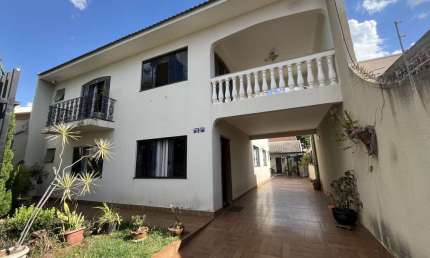 Sobrado para Venda em Maringá, Jardim Pinheiros, 4 dormitórios, 1 suíte, 5 banheiros, 4 vagas