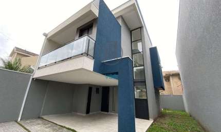 More na melhor localização do Cajuru, tríplex com 3 quartos sendo 1 suíte Novo