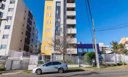 Apartamento com móveis planejados na melhor localização do Cabral