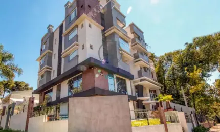 Studio completo em uma excelente localização nas mercês