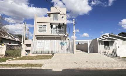 ACEITA IMÓVEL MENOR VALOR - Sobrado a venda 3 quartos Boqueirão
