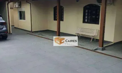 Casa com 3 dormitórios à venda, 181 m² por R$ 650.000,00 - Jardim São Sebastião - Hortolândia/SP