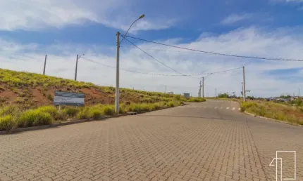 Terreno à venda na Santa Helena, Scharlau, São Leopoldo por R$ 185.000