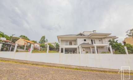 Casa com 5 quartos à venda na Rua Padre Luiz Gonzaga Jaeger, 227, Cristo Rei, São Leopoldo por R$ 3.000.000