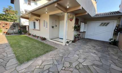 Casa com 2 quartos à venda na Rua Oreste Samuel Canosa, 173, Santa Teresa, São Leopoldo por R$ 580.000