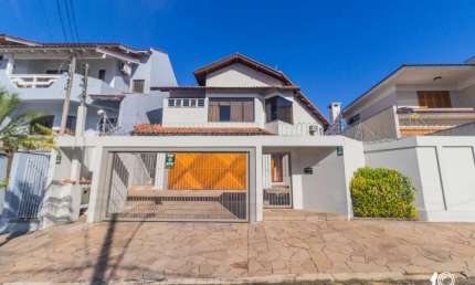 Casa com 3 quartos à venda na Rua Clóvis José Veeck, 85, São José, São Leopoldo por R$ 1.500.000