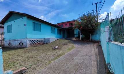 Casa com 3 quartos à venda na Rua Carlos Chagas, 395, Jardim Planalto, Esteio por R$ 220.000