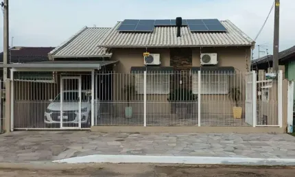 Casa com 2 quartos à venda na Rua da Imprensa, 241, Novo Esteio, Esteio por R$ 740.000