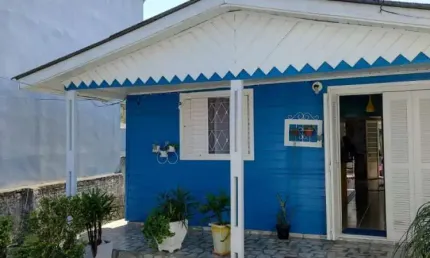 Casa com 2 quartos à venda na Rua Pedro Lerbach, 990, Centro, Esteio por R$ 530.000