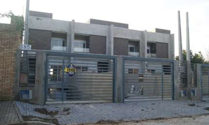 Casa com 2 quartos à venda na Rua Santa Cruz, 183, Campestre, São Leopoldo por R$ 638.000