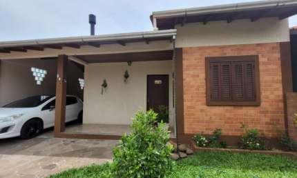 Casa com 3 quartos à venda na Mário Quintana, 144, Liberdade, Esteio por R$ 470.000