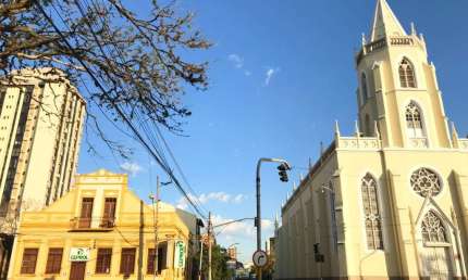 Casa com 4 quartos à venda na Avenida Dom João Becker, 604, Centro, São Leopoldo por R$ 650.000
