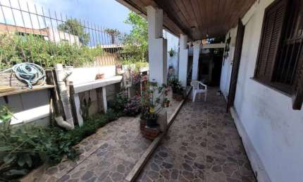 Casa com 1 quarto à venda na Avenida Henrique Bier, 1804, Campina, São Leopoldo por R$ 100.000