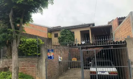 Casa com 2 quartos à venda na Hélio Arnoldo Sperb, 190, Jardim Planalto, Esteio por R$ 203.000