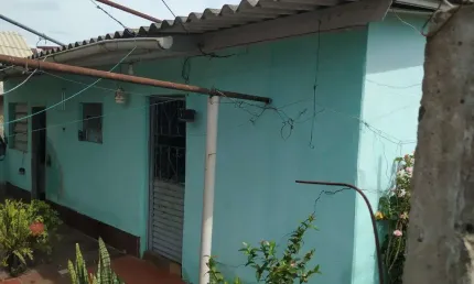 Casa com 2 quartos à venda na Rua Soledade, 536, Centro, Esteio por R$ 150.000