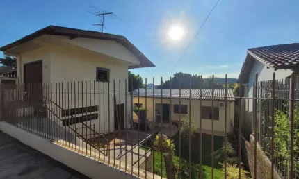 Casa com 2 quartos à venda na Rua Germano Gerhardt, 480, São José, Novo Hamburgo por R$ 330.000
