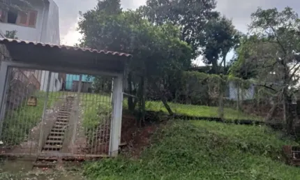 Terreno à venda na Rua Finlândia, 991, Petrópolis, Novo Hamburgo por R$ 192.000