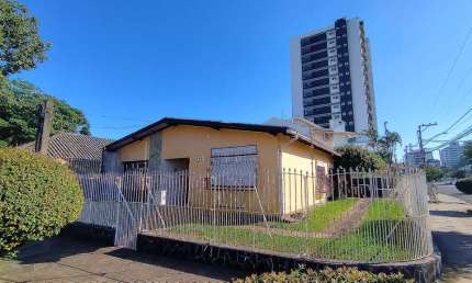 Casa com 4 quartos para alugar no Centro, Esteio , 140 m2 por R$ 4.700