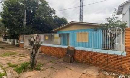 Casa com 3 quartos para alugar no Parque Santo Inácio, Esteio 